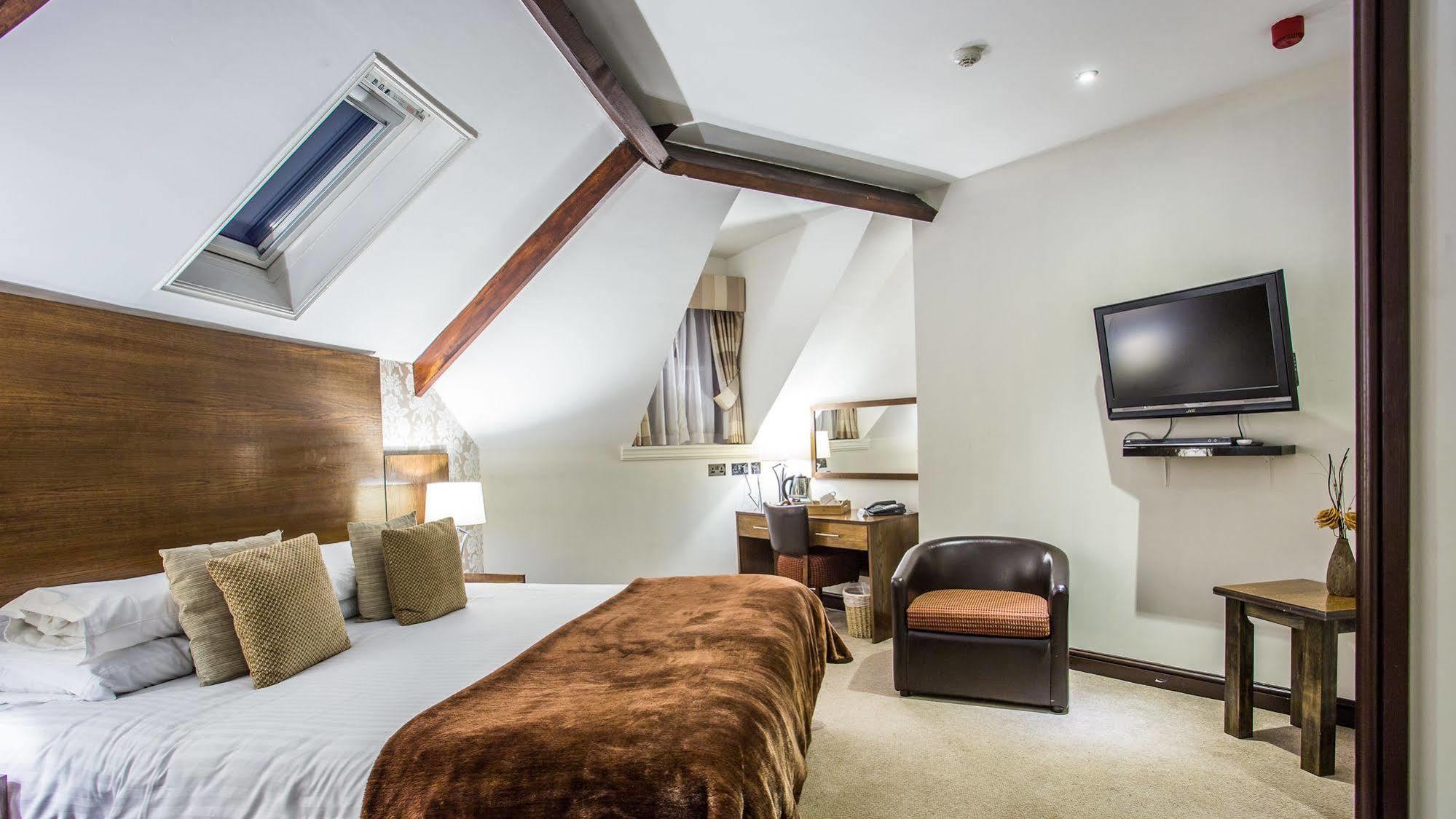 The Duke Of Edinburgh Hotel & Bar Barrow-in-Furness Εξωτερικό φωτογραφία